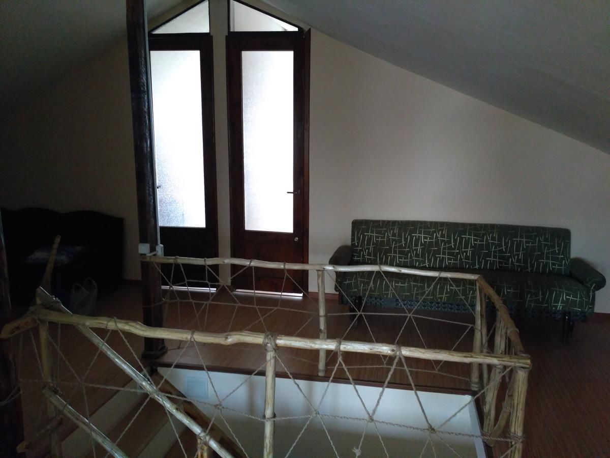 Проживание в семье Guesthouse Richie Ереван