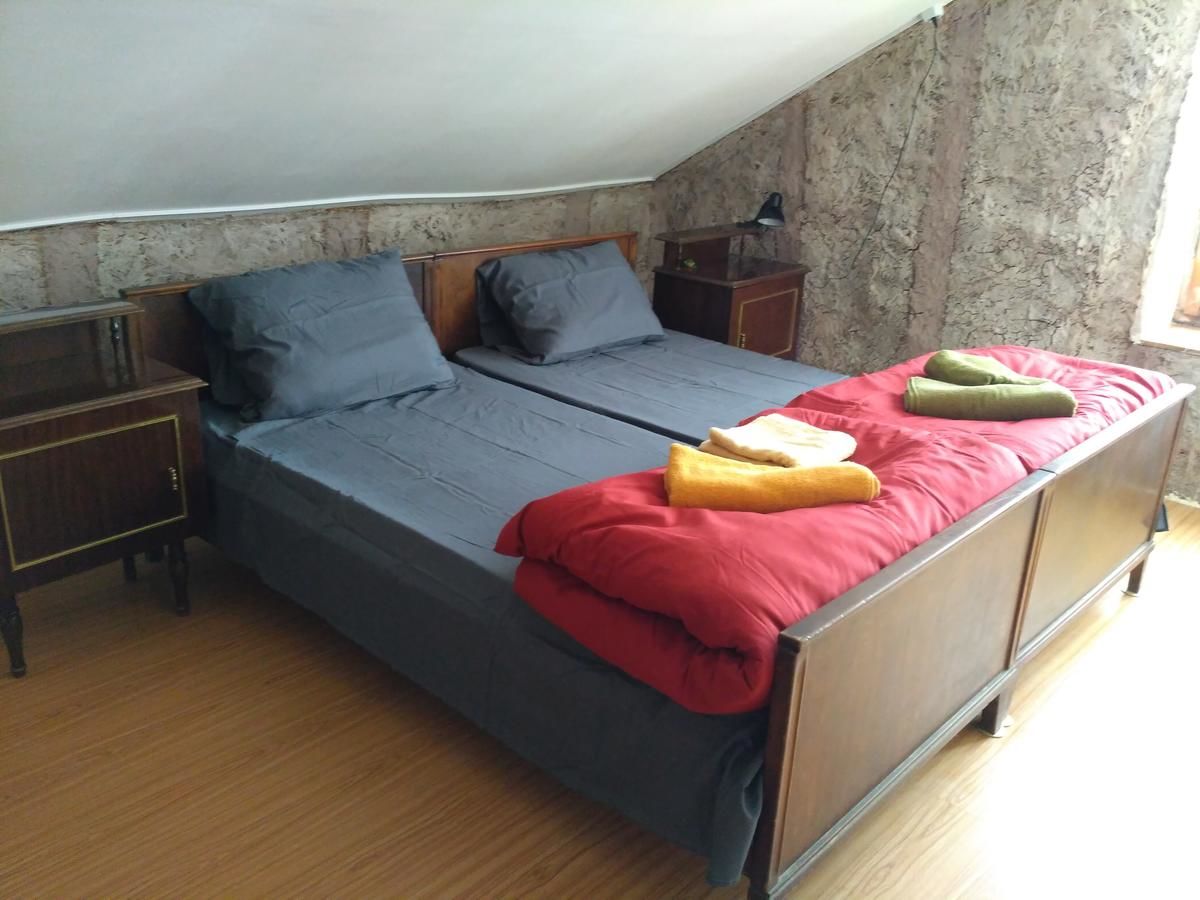 Проживание в семье Guesthouse Richie Ереван