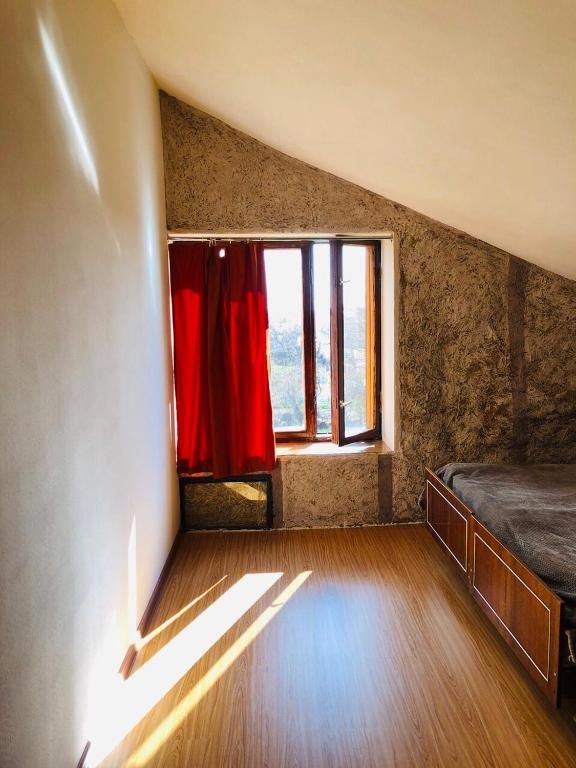 Проживание в семье Guesthouse Richie Ереван