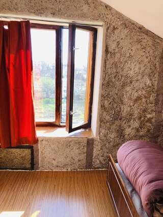 Проживание в семье Guesthouse Richie Ереван Большой двухместный номер с 1 кроватью-8